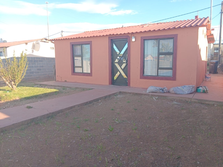 2 Bedroom Property for Sale in Kwa Nobuhle Eastern Cape